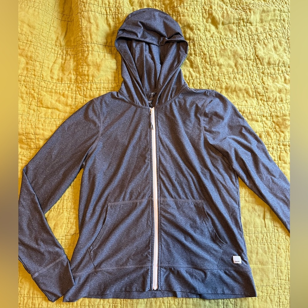 Vuori Performance Hoodie
